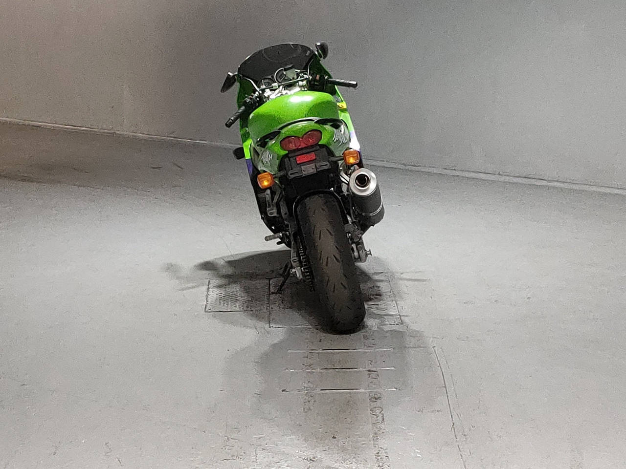 5410] Kawasaki NINJA ZX-9R - ZX900C-037986