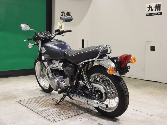 Kawasaki W800 — фото 6