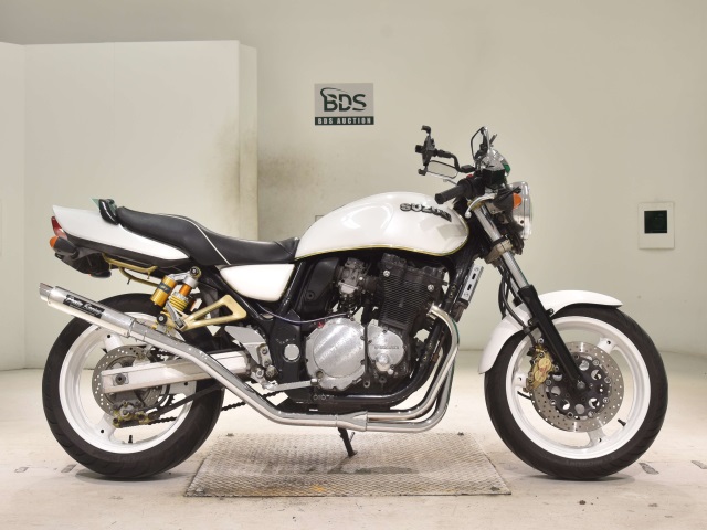 Suzuki GSX400 INAZUMA