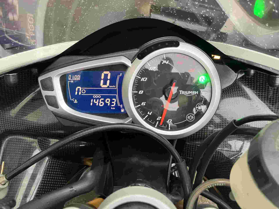 Triumph DAYTONA 675R ABS — фото 3
