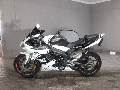 Yamaha YZF-R1 — фото 2