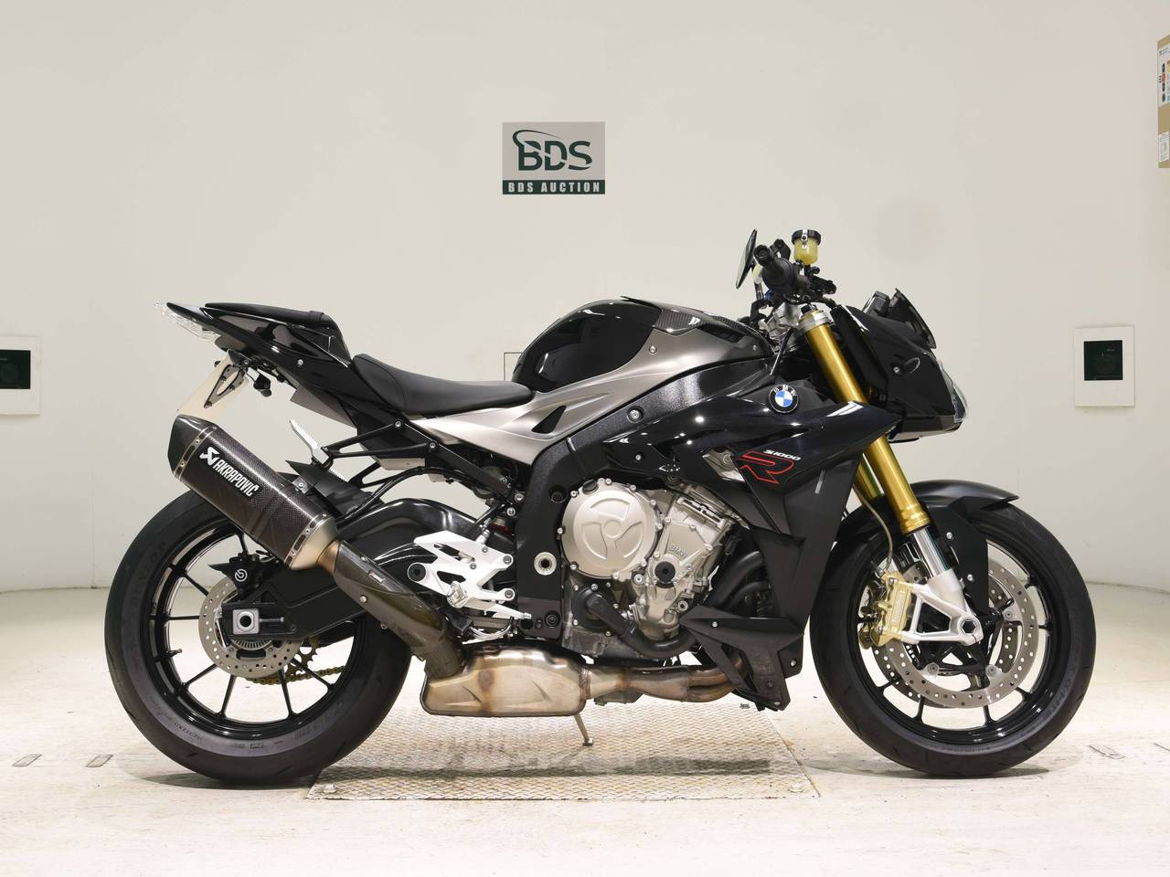 BMW S1000R