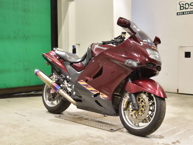 Kawasaki ZZ-R1100 — фото 3
