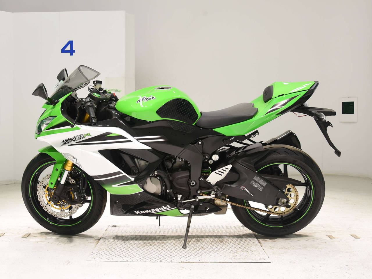 高崎 7662] Kawasaki ZX-6R - JKBZXJE19FA016331