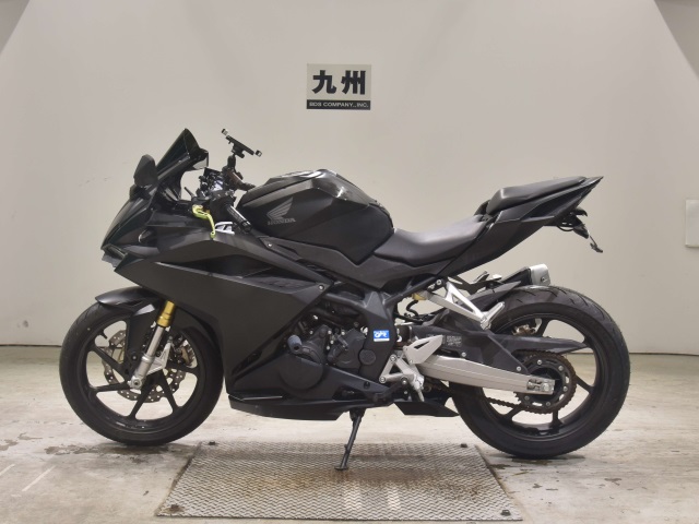 Honda CBR250RRA — фото 2