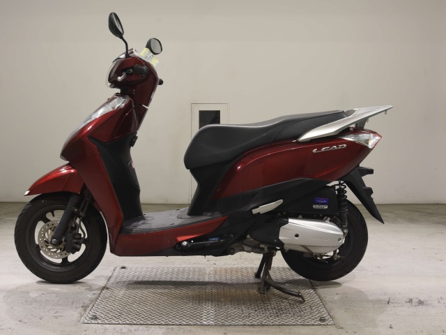 Honda LEAD125 — фото 2
