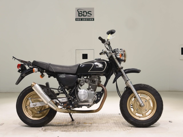Honda APE100