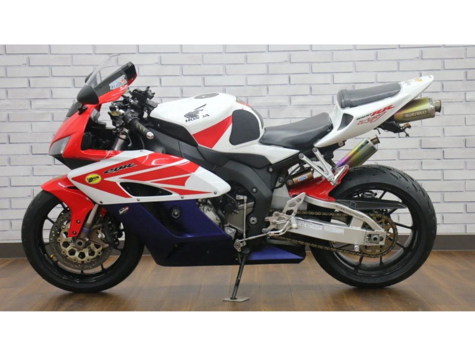 Honda CBR1000RR — фото 2