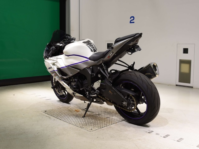 Kawasaki ZX-6R — фото 6