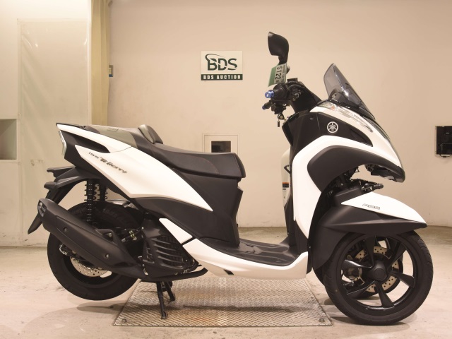 Yamaha TRICITY MW155A