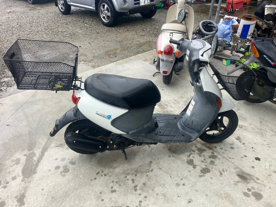 Suzuki LETS4