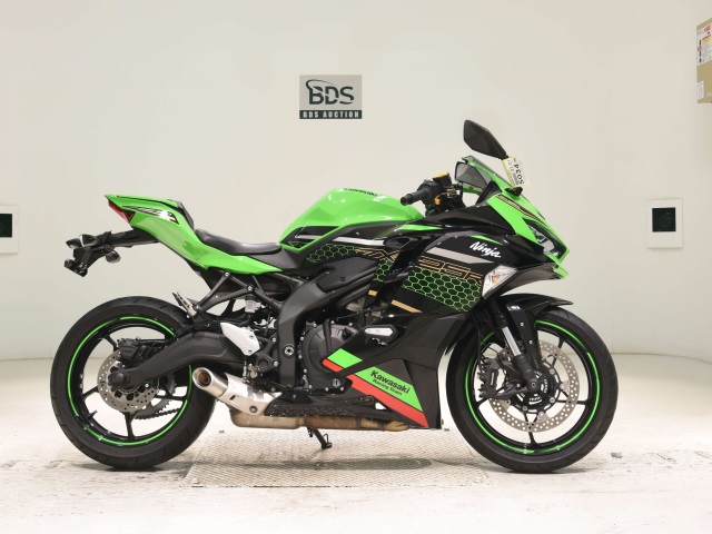 7845] Kawasaki NINJA ZX-25R - ZX250E-A03848