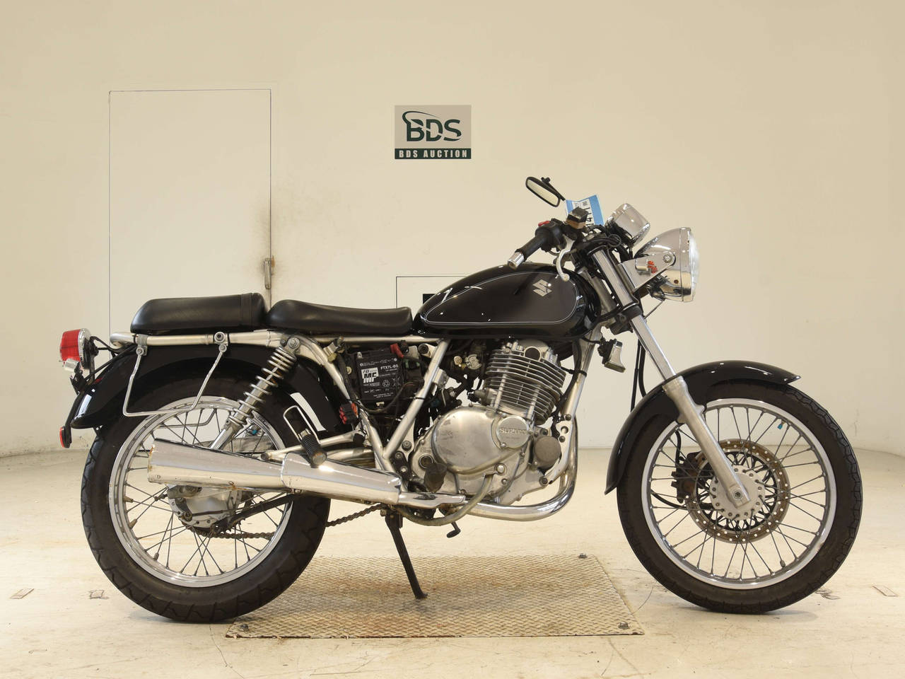 Suzuki ST250E