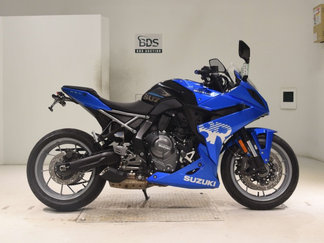 Suzuki GSX-8R