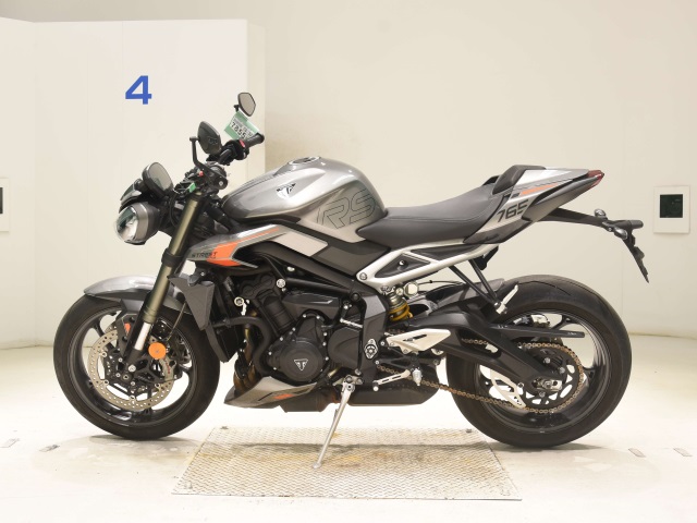 Triumph STREET TRIPLE RS — фото 2