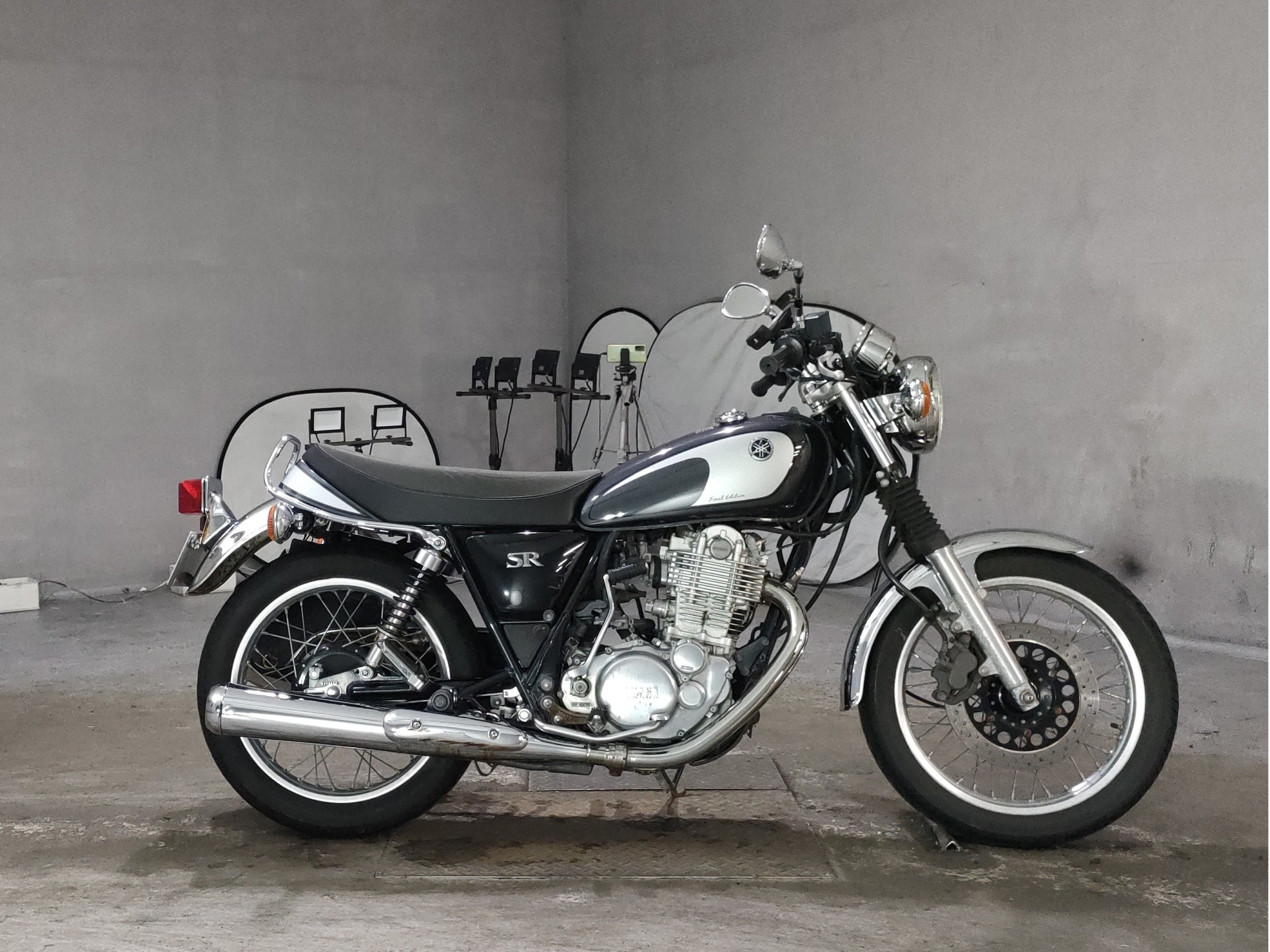 Yamaha SR400
