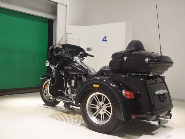 HD TRI GLIDE ULTRA CLASSIC FLHTCUTG1690 — фото 6