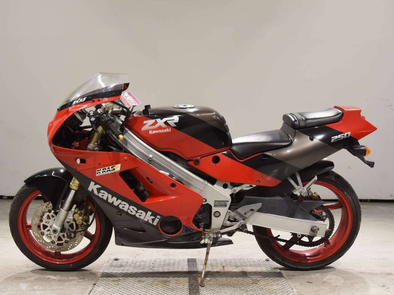 4012] Kawasaki ZXR250 - ZX250A-001023