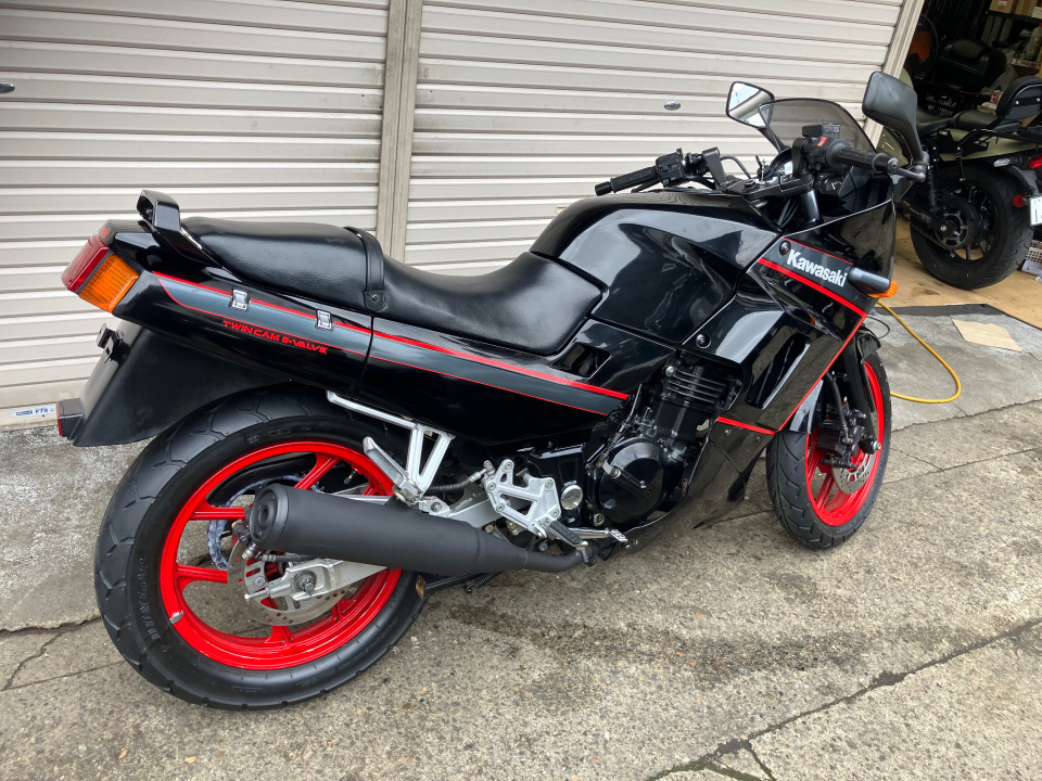 Kawasaki GPX250R — фото 2