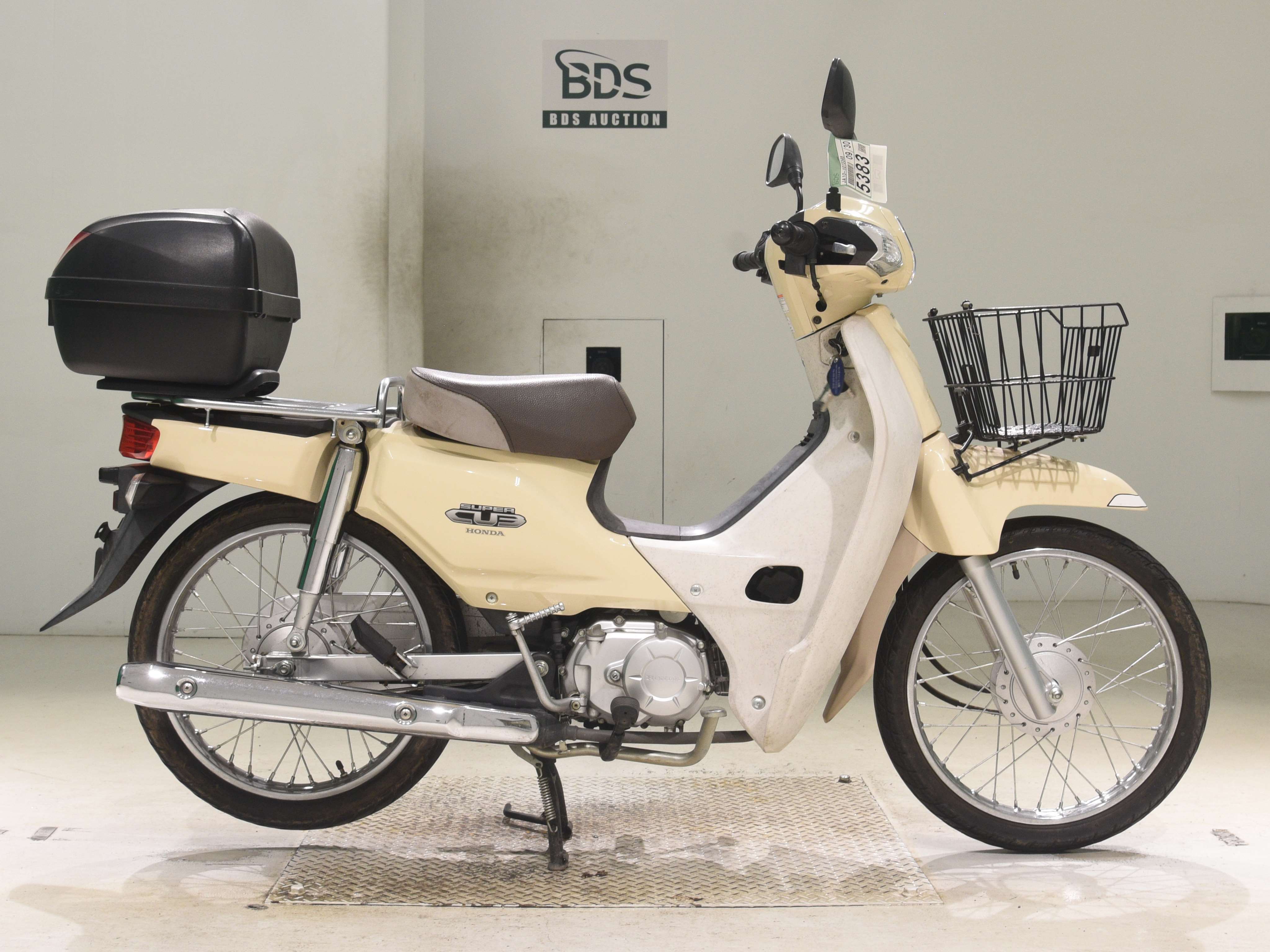 Honda C110-2