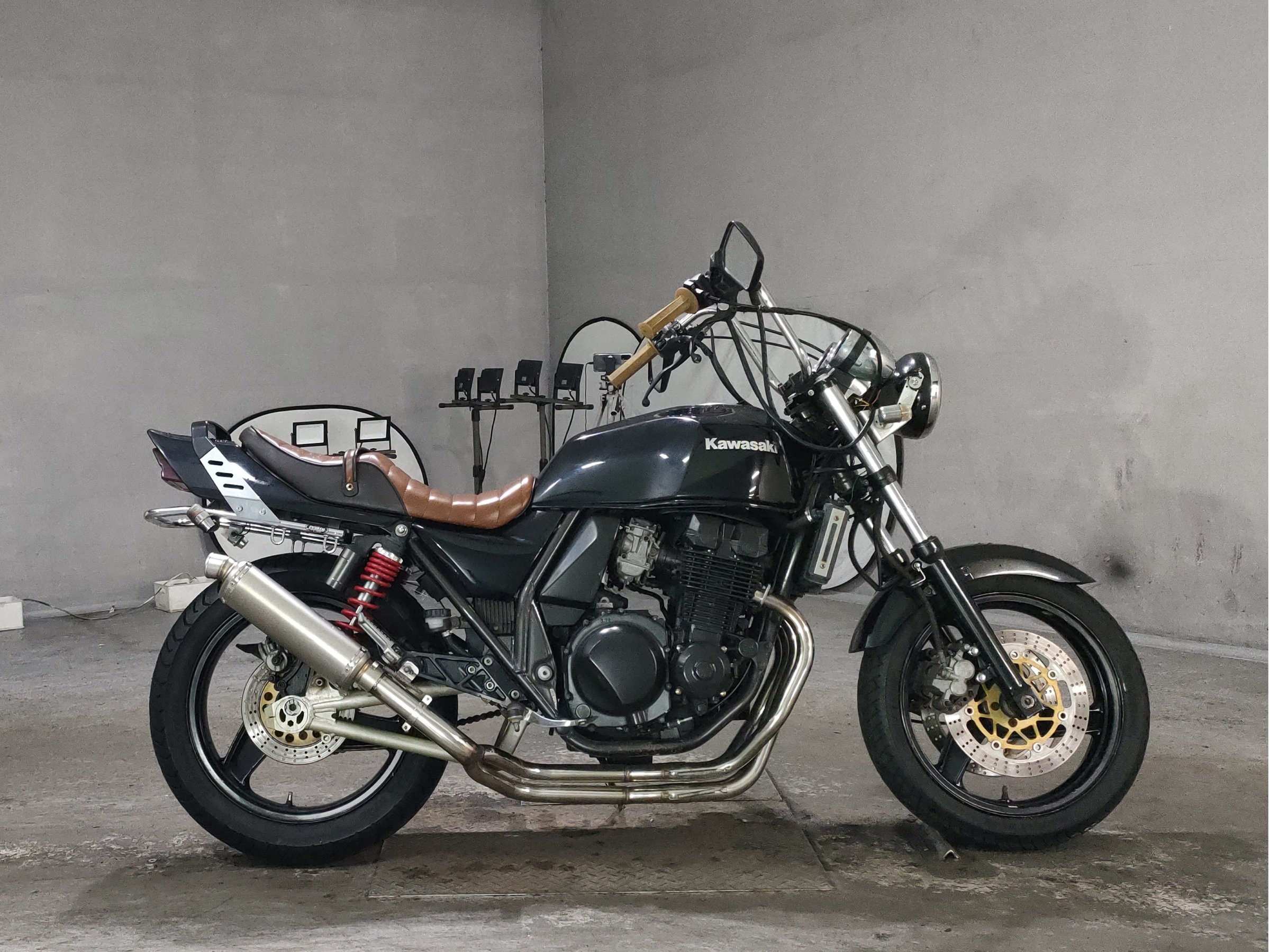 Kawasaki ZRX400