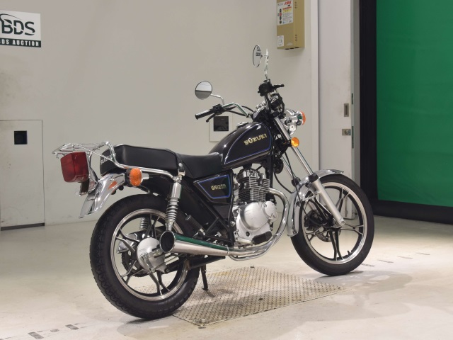 Suzuki GN125H — фото 5