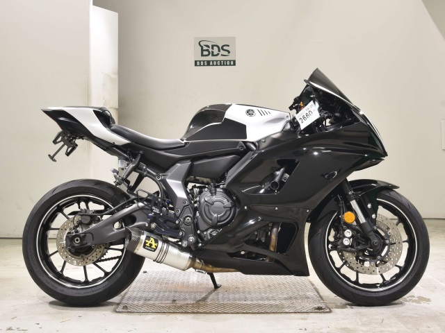 Yamaha YZF-R7-2