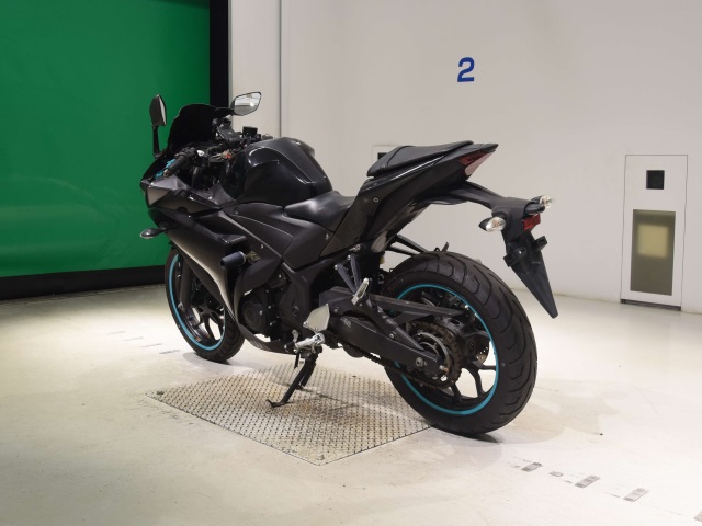 Yamaha YZF-R3 — фото 6