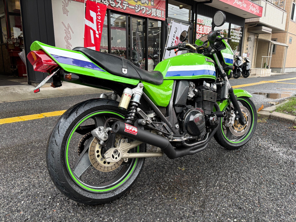 Kawasaki ZRX400 — фото 2