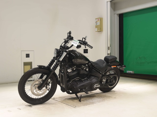 HD STREETBOB FXBB1750 — фото 4