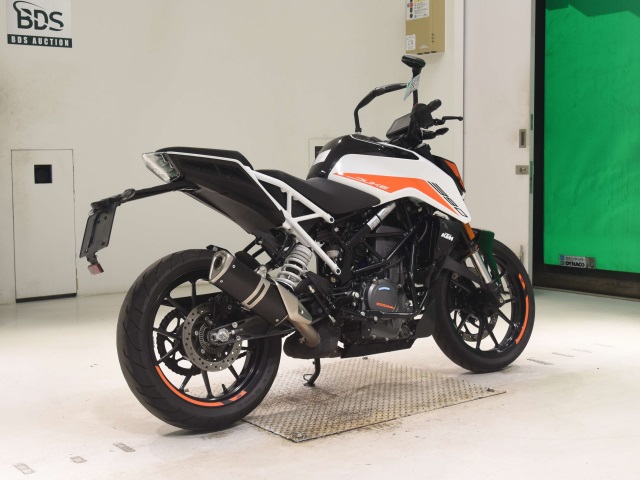 KTM 390 DUKE — фото 5
