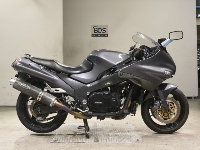 Kawasaki ZZR1100