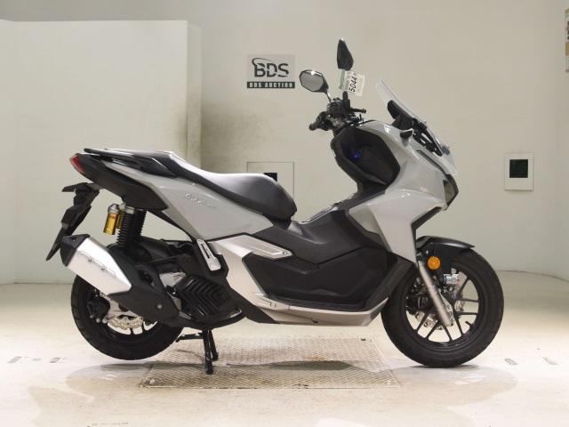 Honda ADV 160