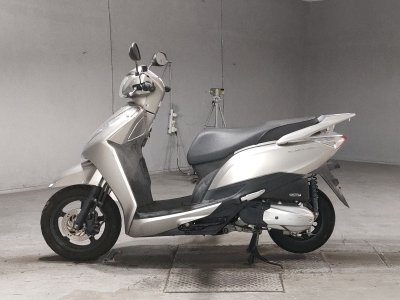 Honda LEAD125 — фото 2