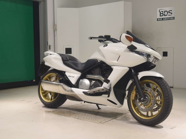 Honda DN-01 — фото 3