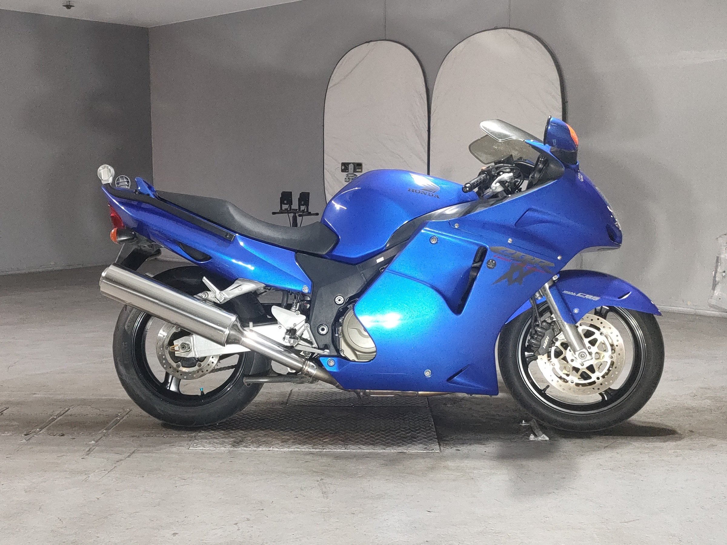 Honda CBR1100XX BLACKBIRD