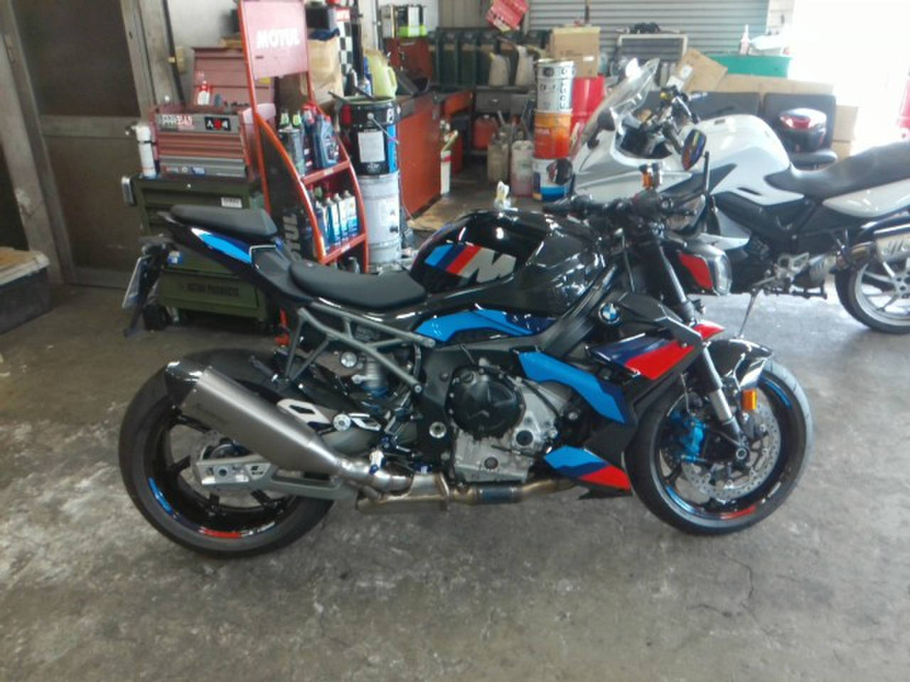 BMW M1000R, zdjęcie 1