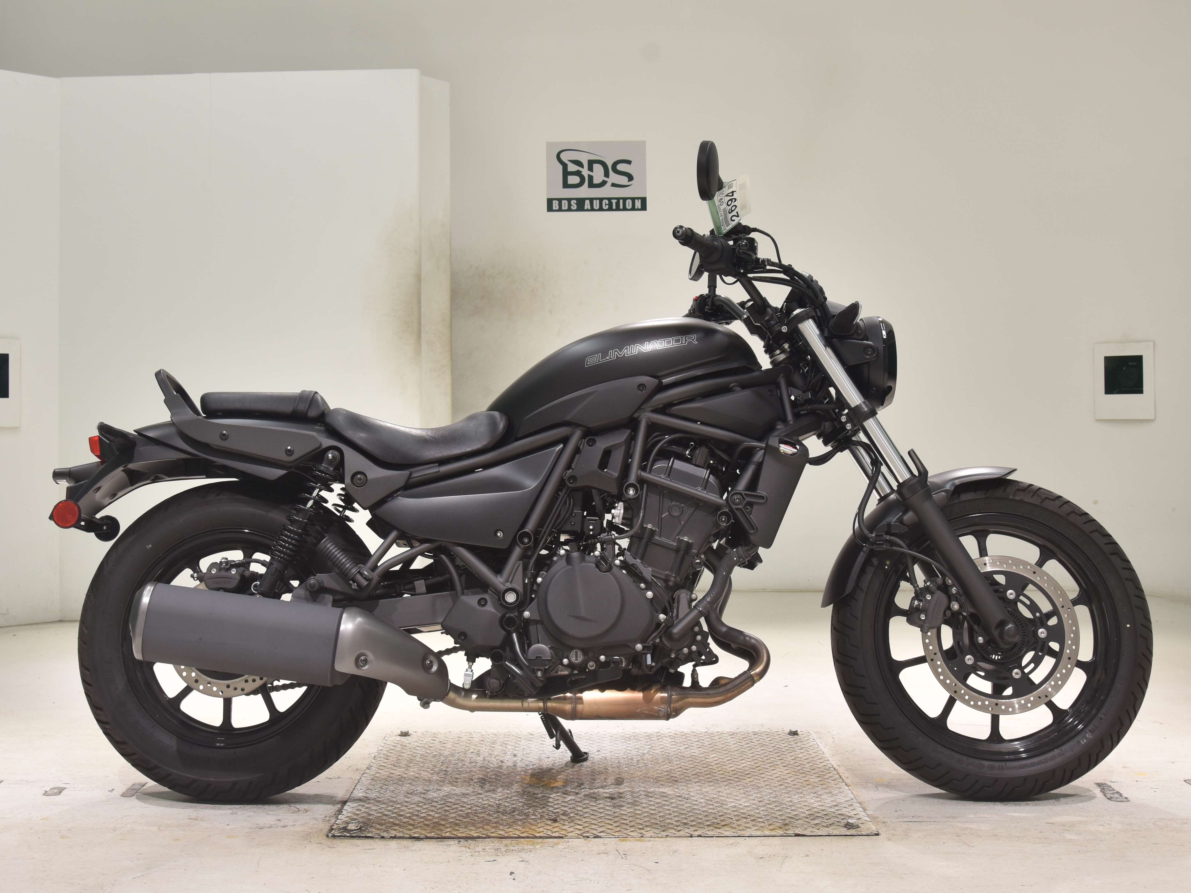 Kawasaki ELIMINATOR400-3