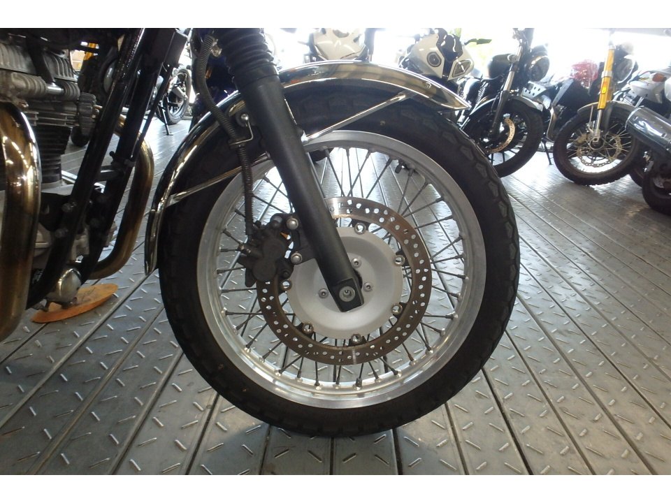 Kawasaki W400 — фото 4