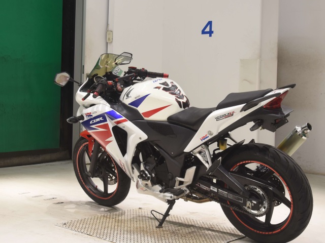 Honda CBR250R — фото 6