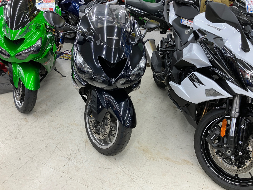 Kawasaki ZZ-R1400 — фото 4