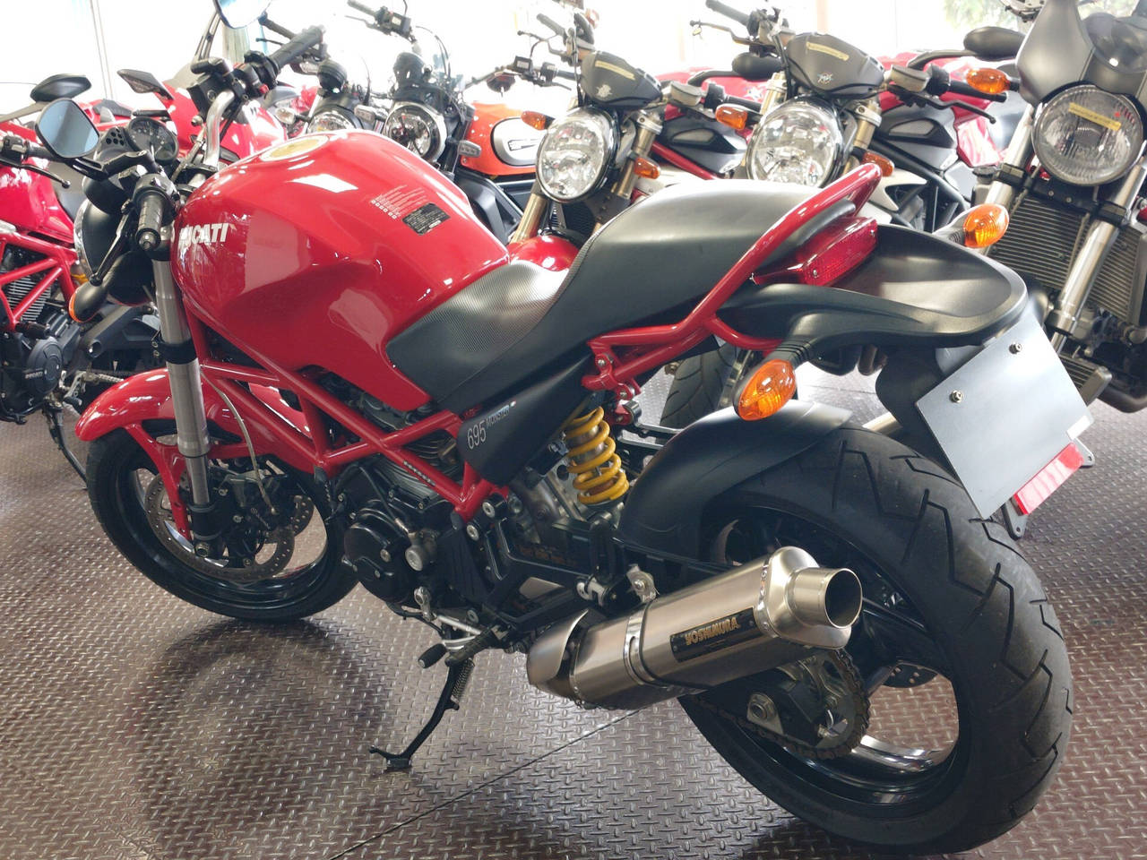 0342] Ducati MONSTER 696 - ZDMM419AA6B096443