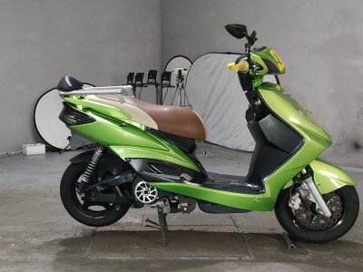Yamaha CYGNUS 125X