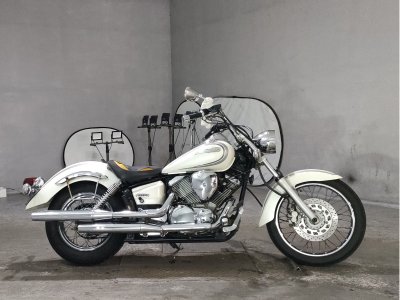 Yamaha DRAGSTAR XVS250