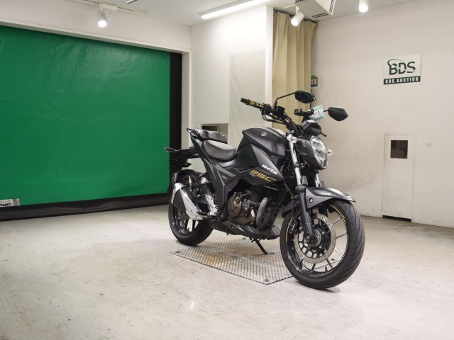 Suzuki GIXXER250 — фото 3