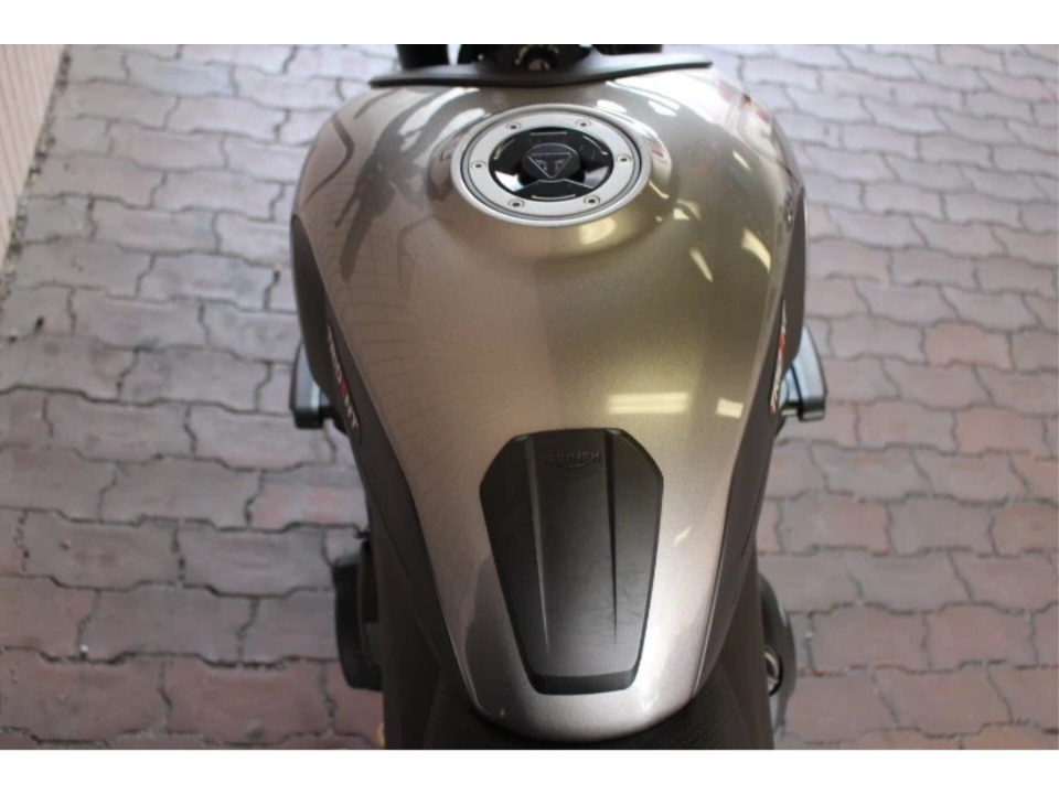 Triumph TRIDENT660 — фото 4