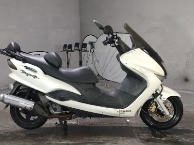 Yamaha MAJESTY 125
