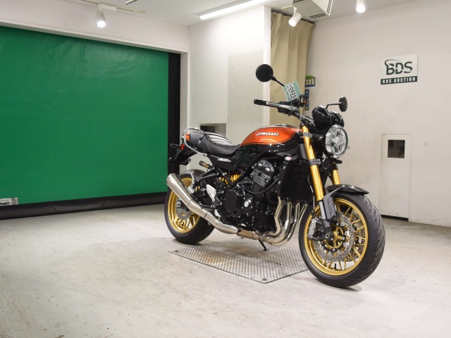 Kawasaki Z900RS — фото 3