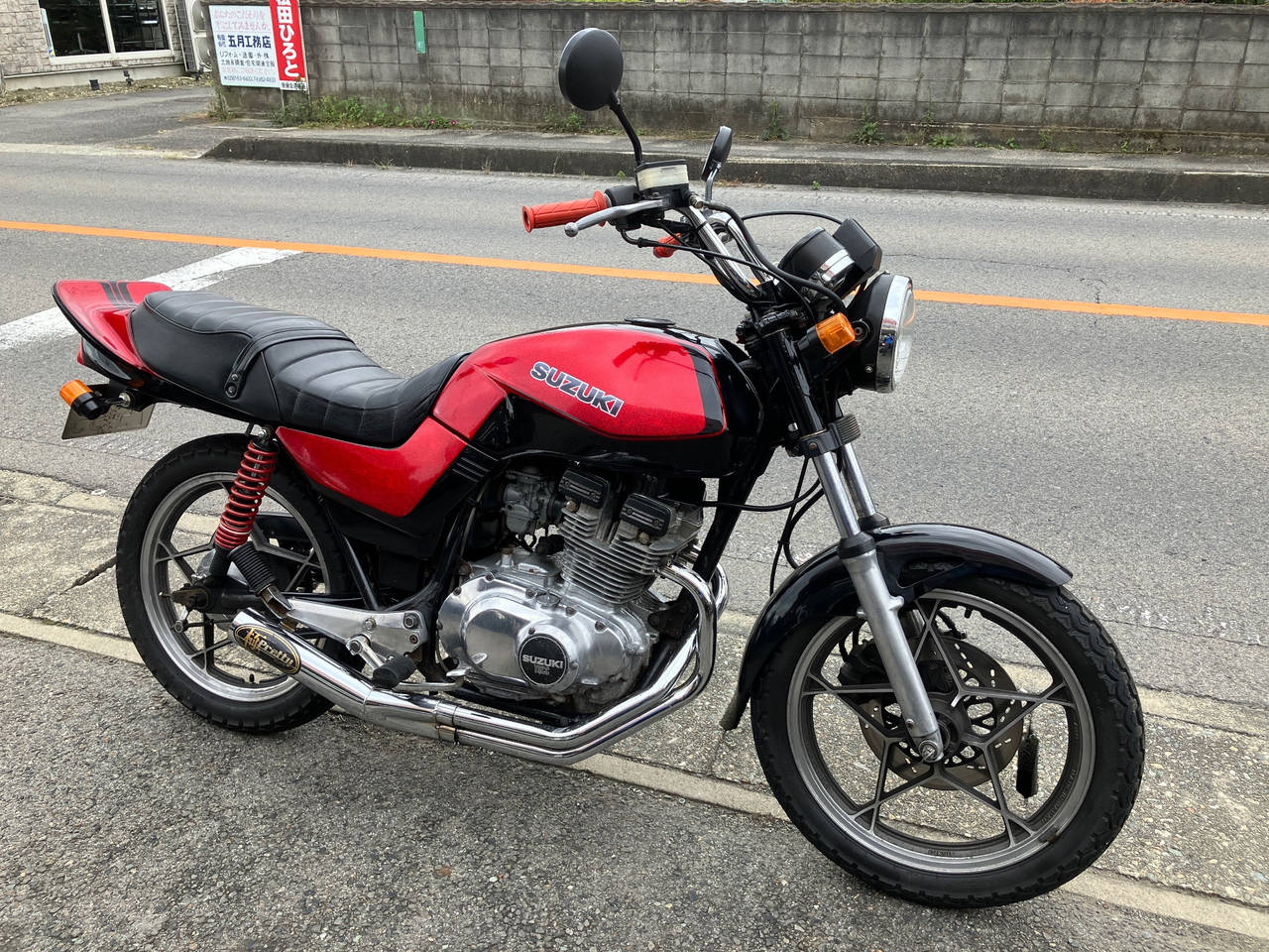 2043] Suzuki GSX250 KATANA - GJ51B-106533