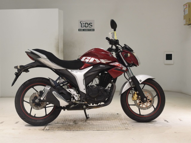 Suzuki GIXXER 150